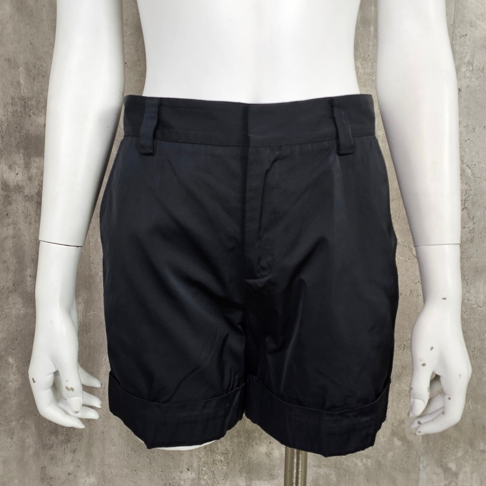 RED Valentino Black Chic Cuffed Tailored Shorts Italy Size 40 US2‎ Quiet Luxury